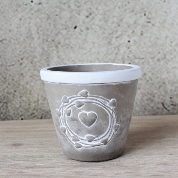 Grey-White-Hearts-Concrete-Pot